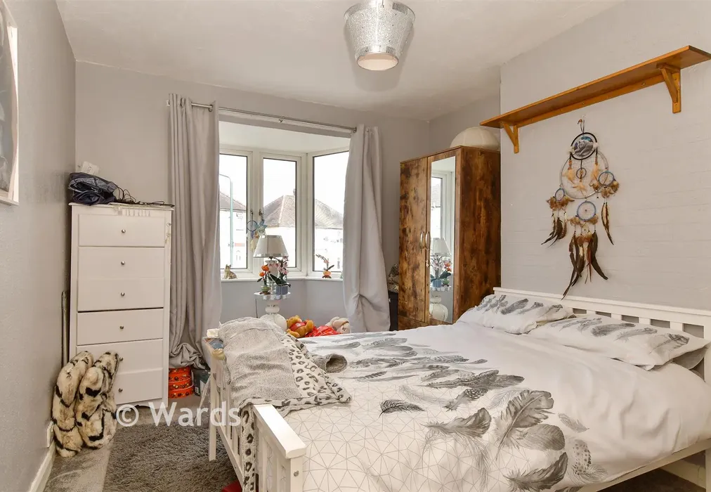 Bedroom - Cedar Road, Strood, Rochester, Kent - Wards of Kent