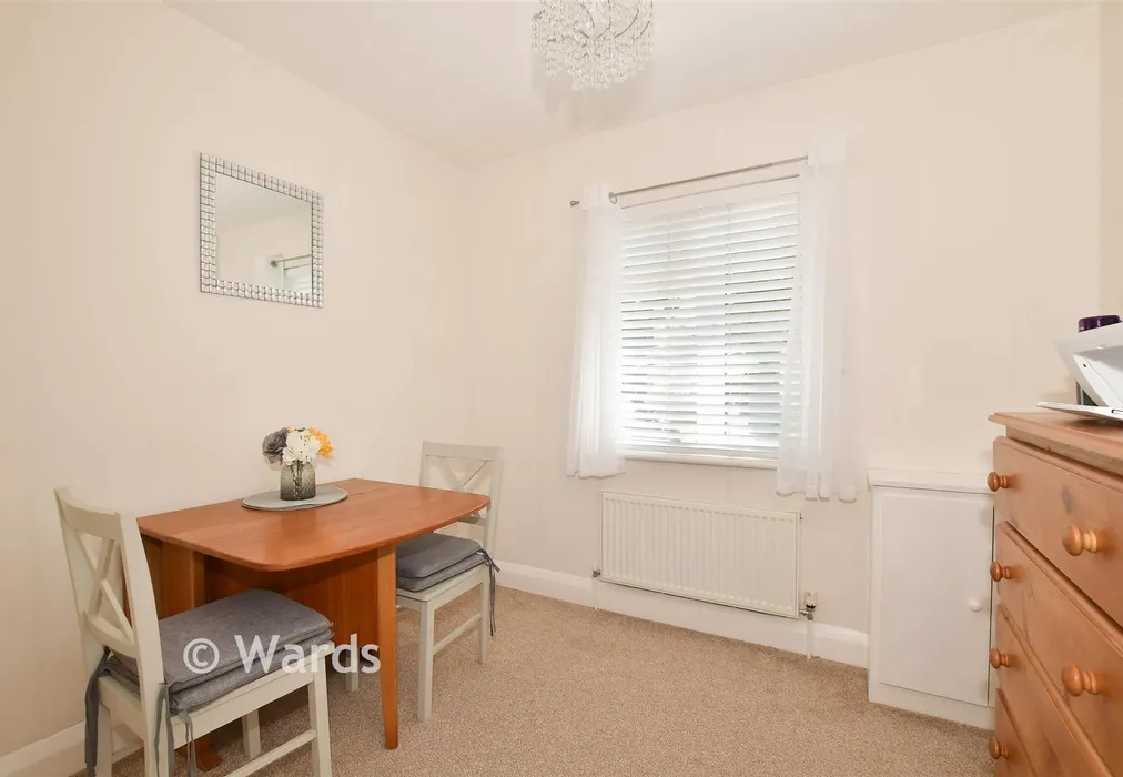 Bedroom 2 - Central Avenue, Herne Bay, Kent - Wards of Kent