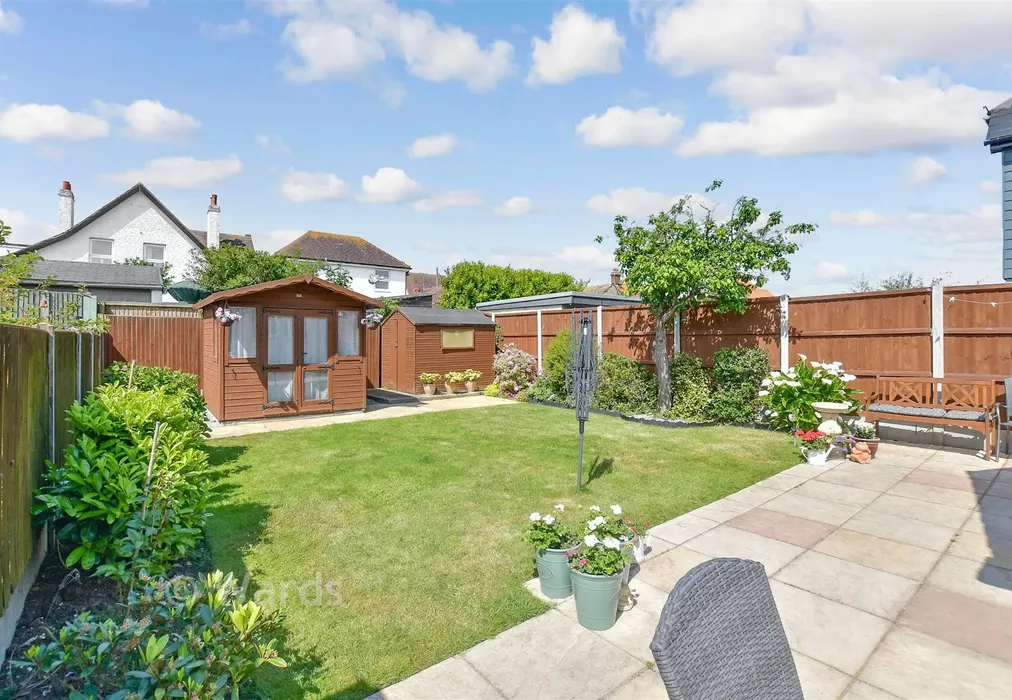 Rear Garden - Central Avenue, Herne Bay, Kent - Wards of Kent