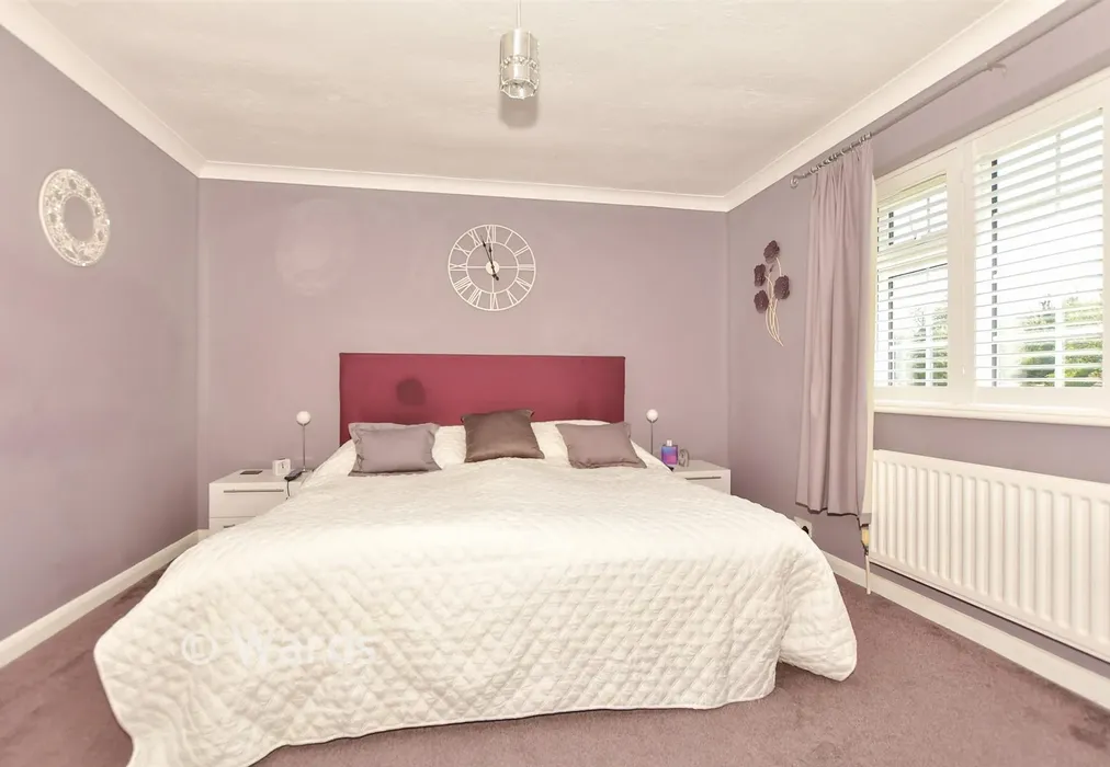 Bedroom 1 - Deanwood Road, Dover, Kent - Wards of Kent