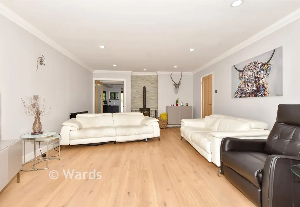 Lounge - Deanwood Road, Dover, Kent - Wards of Kent