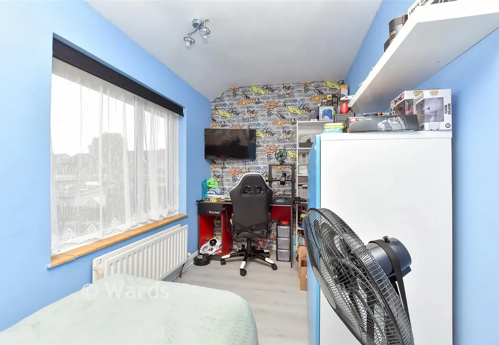 Bedroom 2 - Blenheim Road, Sittingbourne, Kent - Wards of Kent