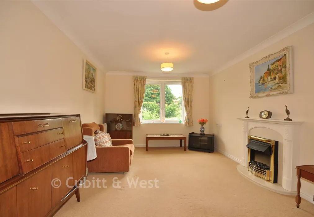 Lounge / Diner                 - London Road, Redhill, Surrey - Wards of Kent