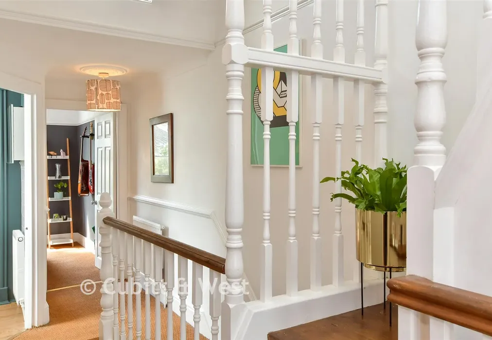 Internal Lifestyle Photograph - Osborne Road, Brighton, East Sussex - Wards of Kent