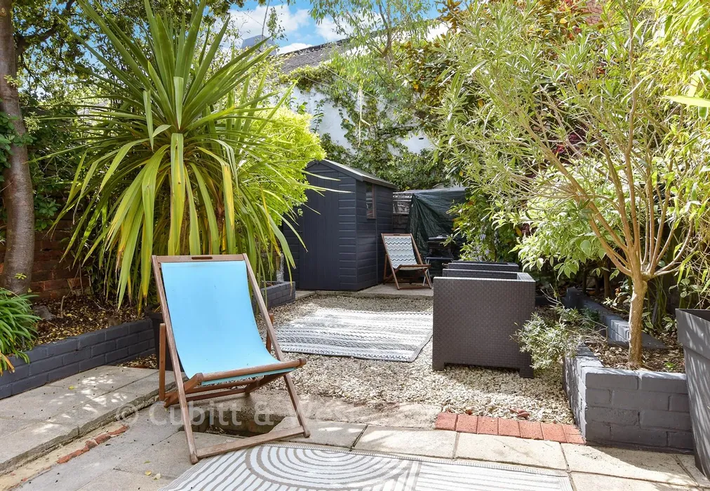 Rear Garden - Osborne Road, Brighton, East Sussex - Wards of Kent