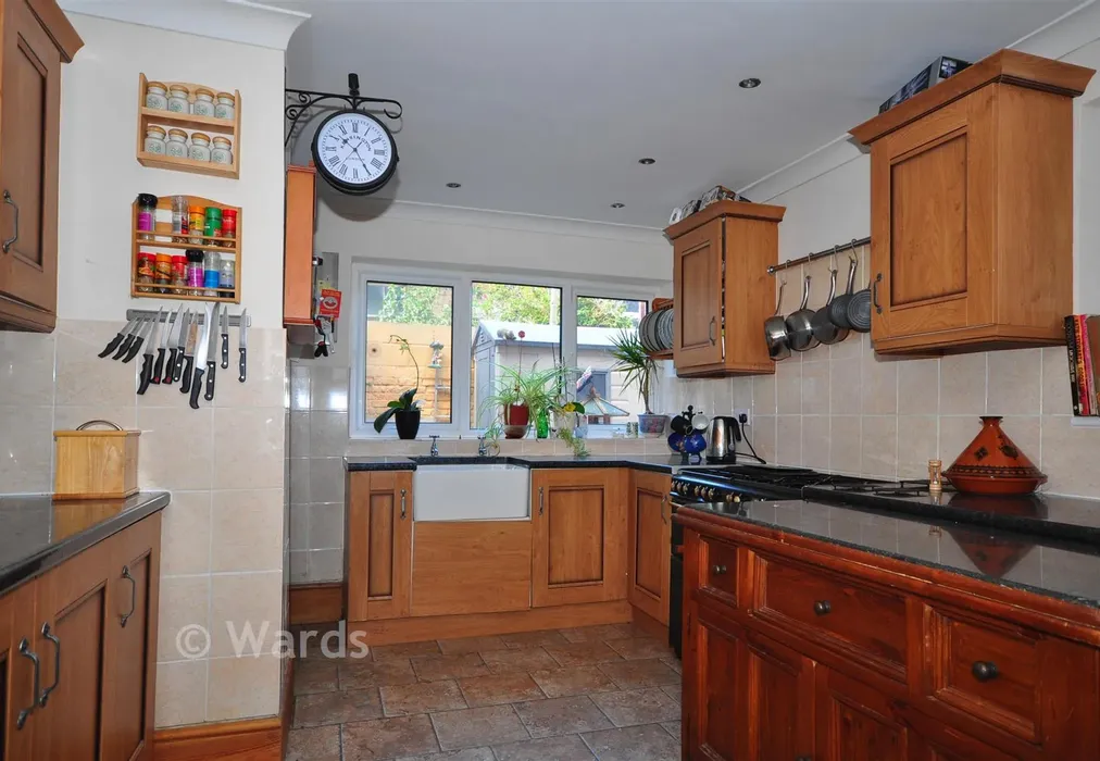 Kitchen - Crescent Road, Westbrook, Margate, Kent - Wards of Kent