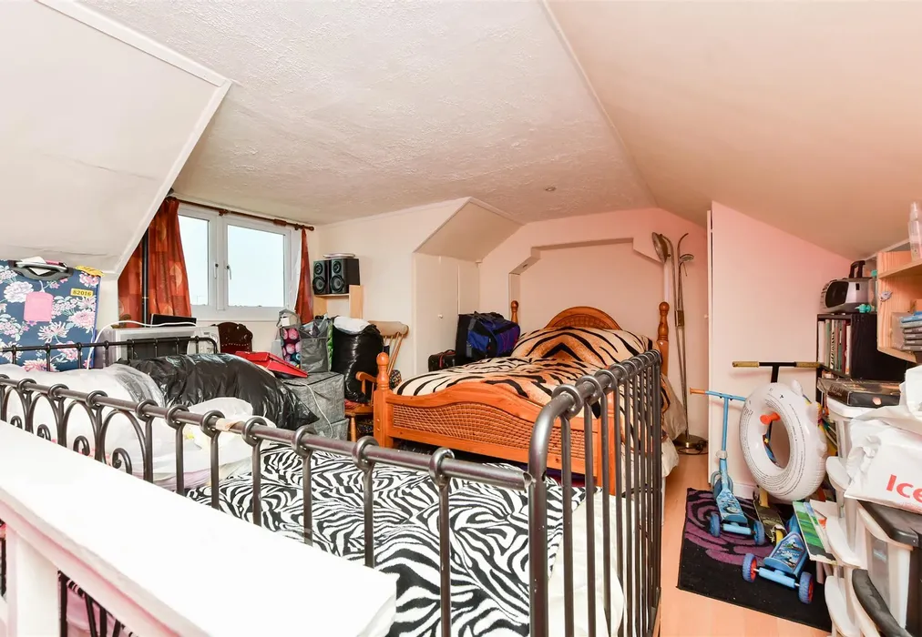 Bedroom 5 - Crescent Road, Westbrook, Margate, Kent - Wards of Kent