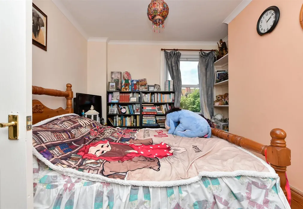 Bedroom 3 - Crescent Road, Westbrook, Margate, Kent - Wards of Kent