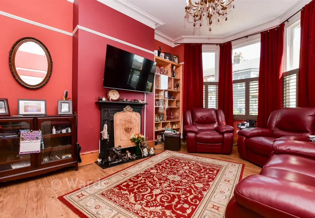 Lounge - Crescent Road, Westbrook, Margate, Kent - Wards of Kent