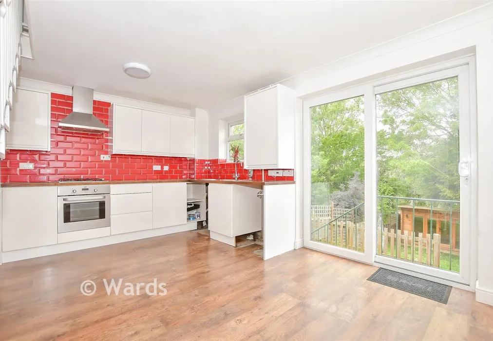 Kitchen/Diner - Chaffinch Close, Walderslade, Chatham, Kent - Wards of Kent