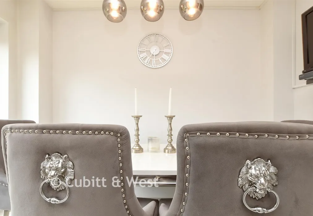 Internal Lifestyle Photograph - Bellevue Farm Road, Pease Pottage, Crawley, West Sussex - Wards of Kent