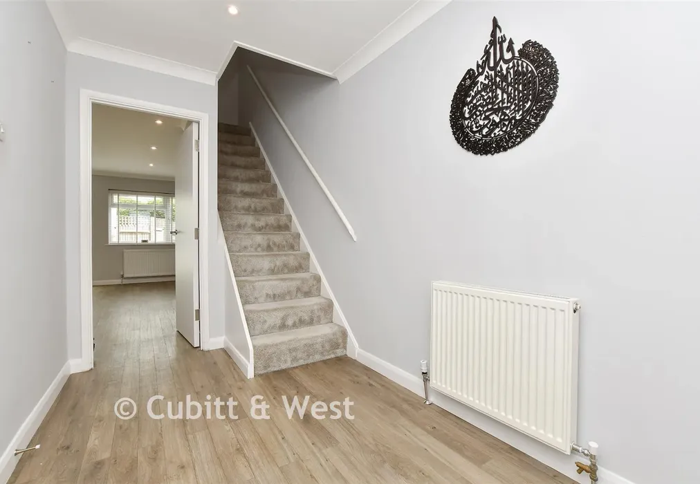 Entrance Hall - Limpsfield Road, South Croydon, Surrey - Wards of Kent