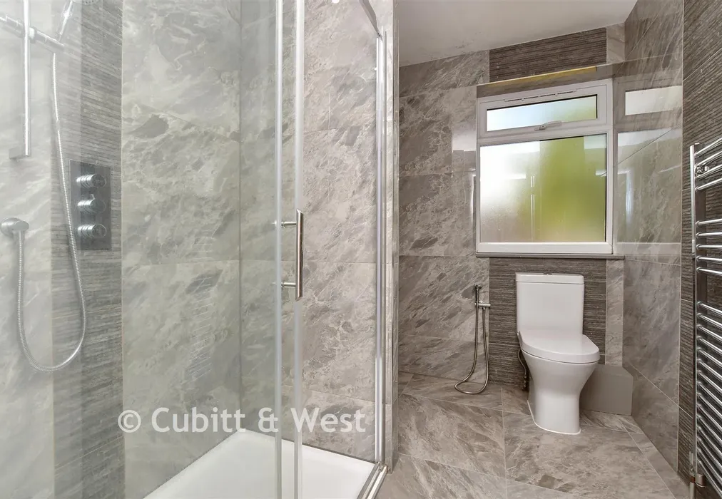 Shower Room - Limpsfield Road, South Croydon, Surrey - Wards of Kent