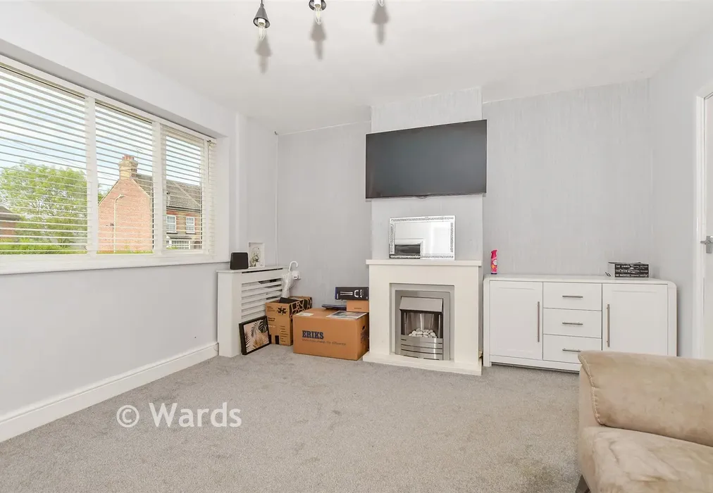 Lounge - Aylesford Place, Willesborough, Ashford, Kent - Wards of Kent