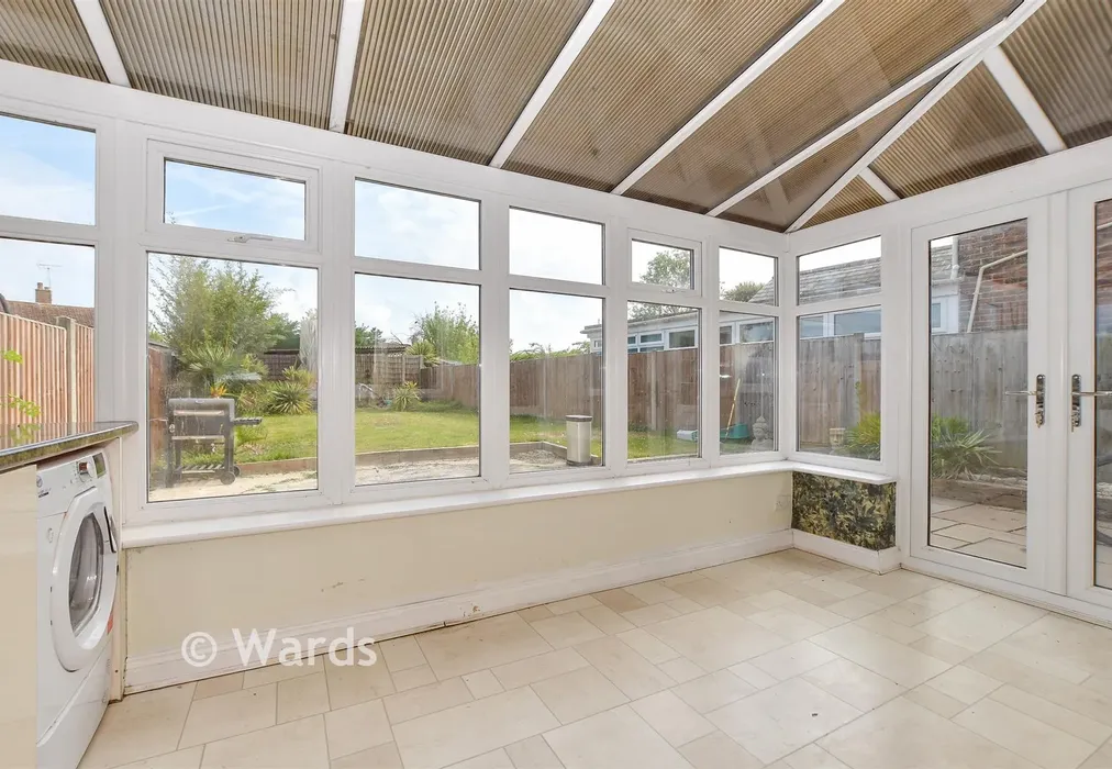 Conservatory - Aylesford Place, Willesborough, Ashford, Kent - Wards of Kent