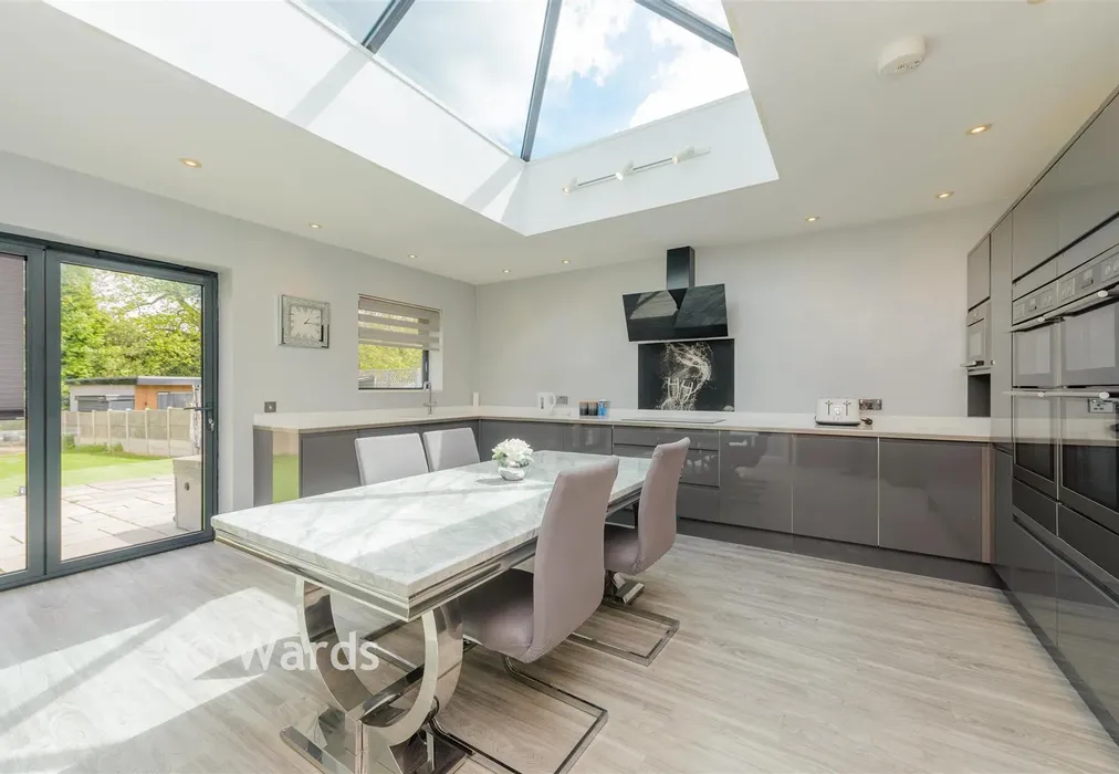 Kitchen - Walderslade Road, Walderslade, Chatham, Kent - Wards of Kent