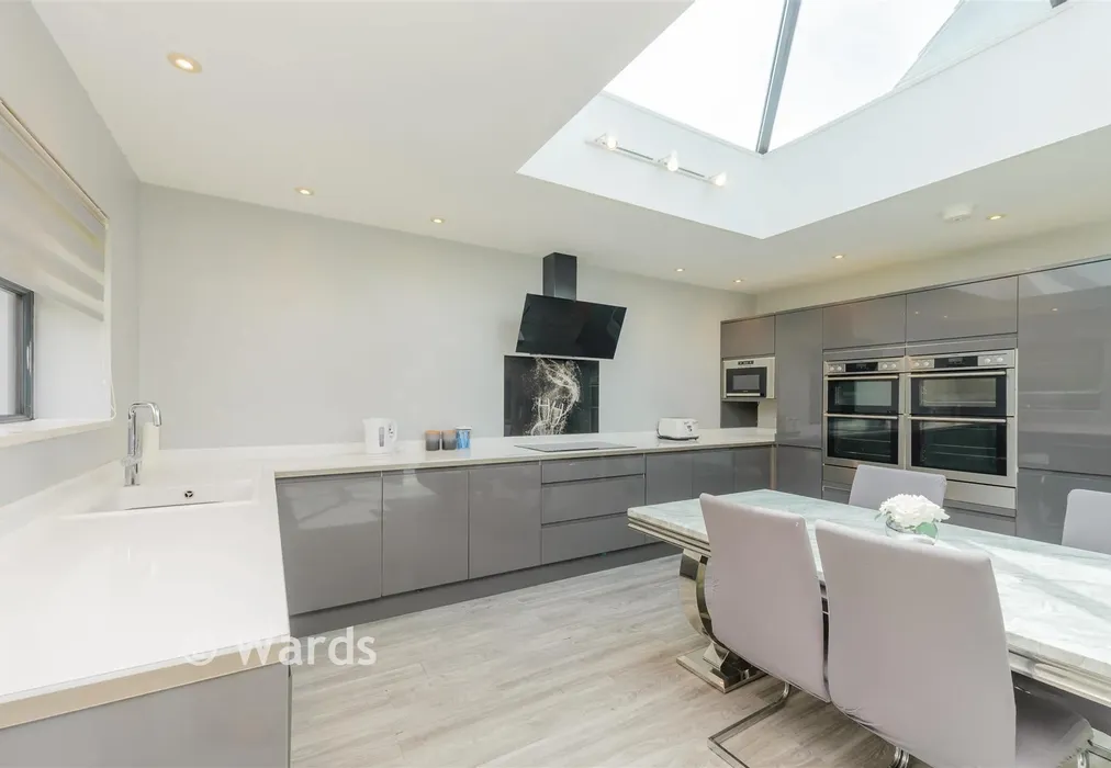 Kitchen - Walderslade Road, Walderslade, Chatham, Kent - Wards of Kent