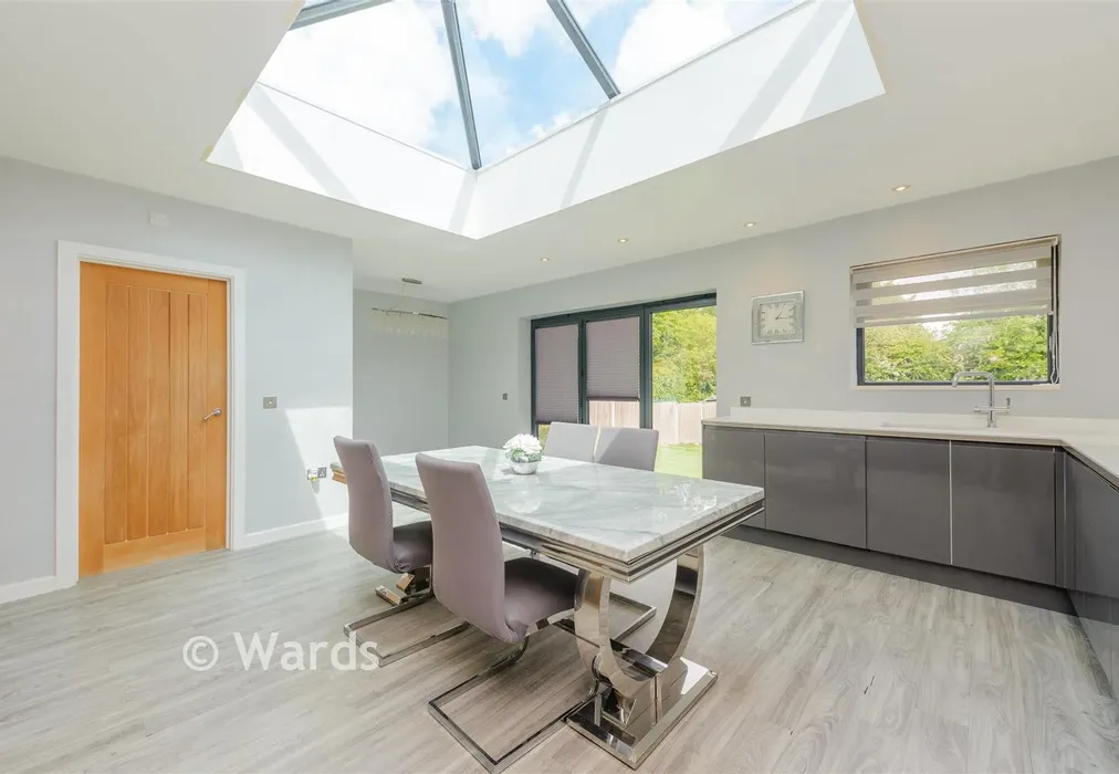 Kitchen - Walderslade Road, Walderslade, Chatham, Kent - Wards of Kent