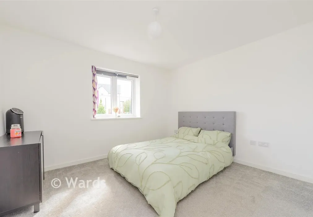 Bedroom 1 - Village Road, Wouldham, Rochester, Kent - Wards of Kent