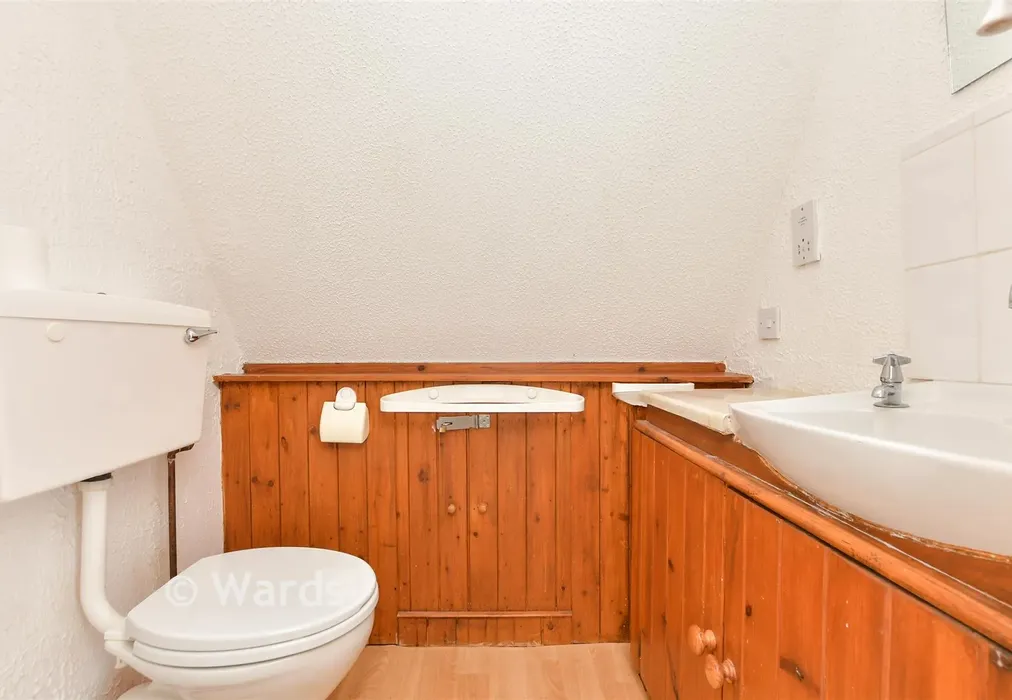 Toilet - Upper Street, Kingsdown, Deal, Kent - Wards of Kent