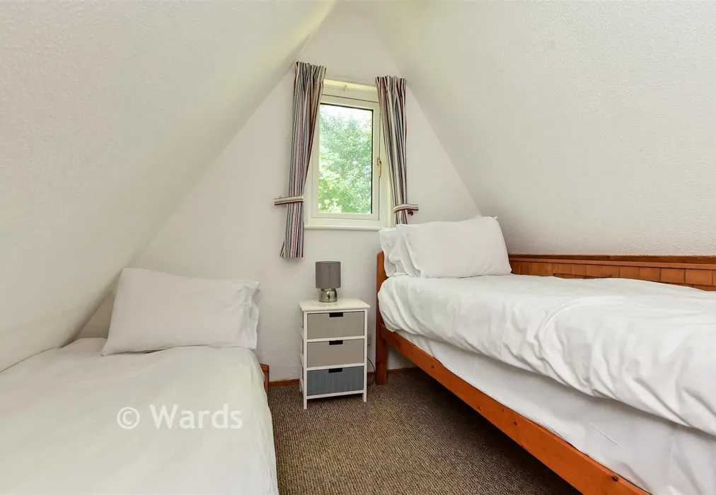 Bedroom 2 - Upper Street, Kingsdown, Deal, Kent - Wards of Kent