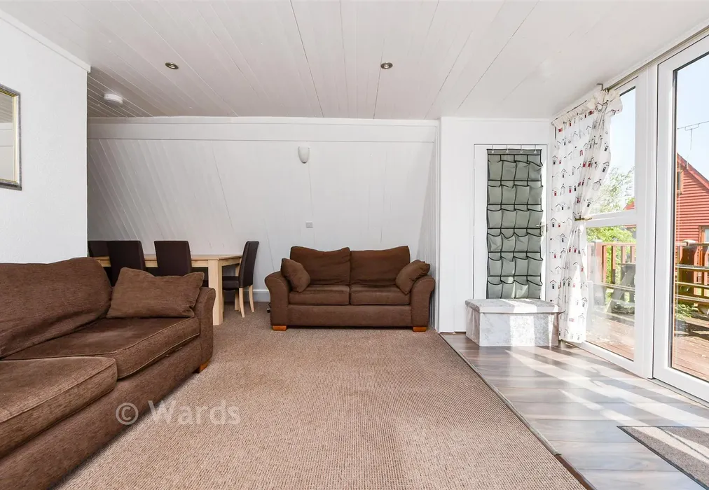Lounge/Diner - Upper Street, Kingsdown, Deal, Kent - Wards of Kent