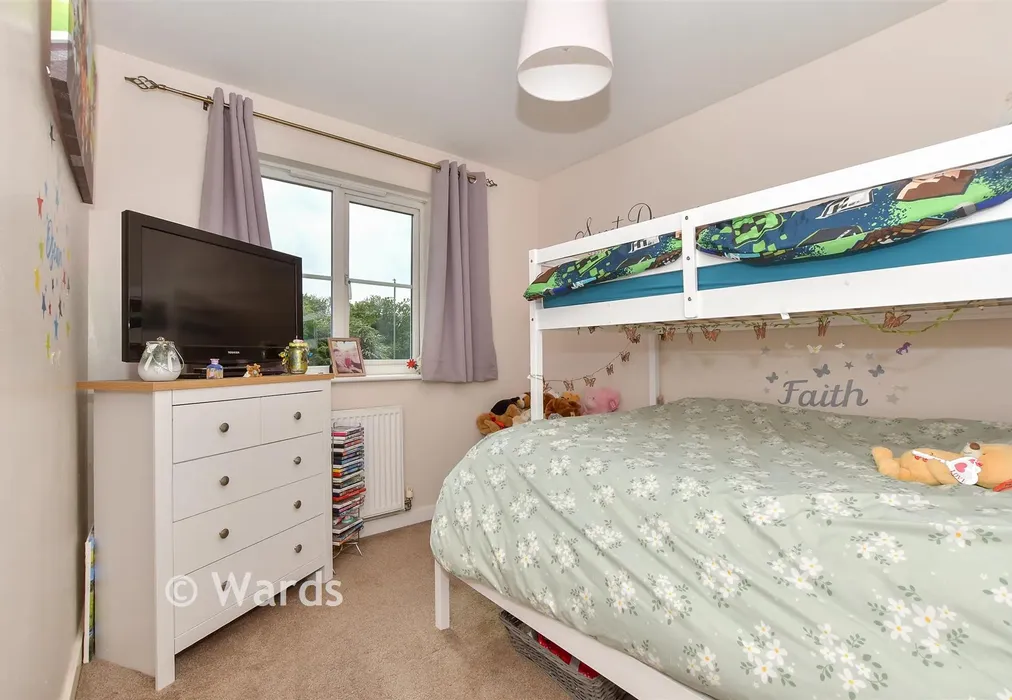 Bedroom 3 - Brigadier Gardens, Ashford, Kent - Wards of Kent