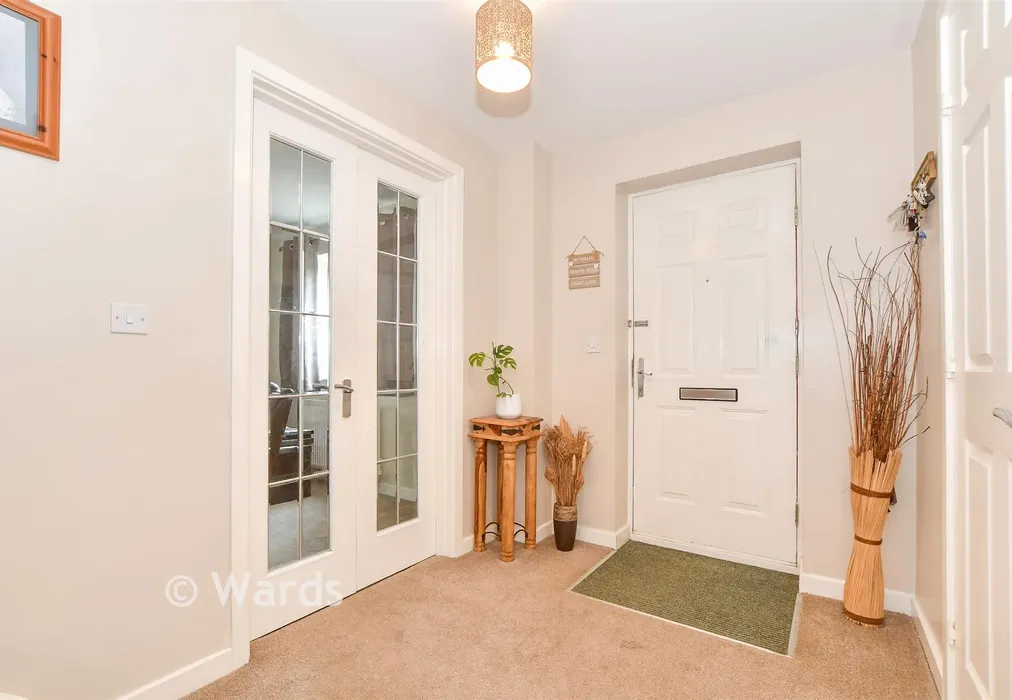 Entrance Hall - Brigadier Gardens, Ashford, Kent - Wards of Kent