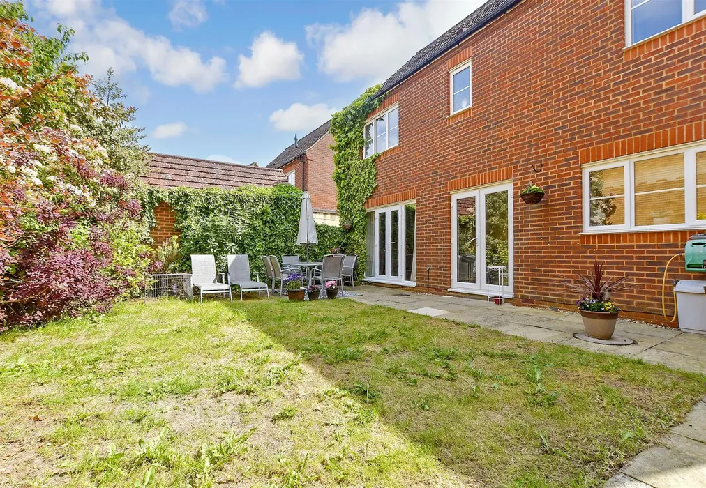 Rear Garden - Brigadier Gardens, Ashford, Kent - Wards of Kent