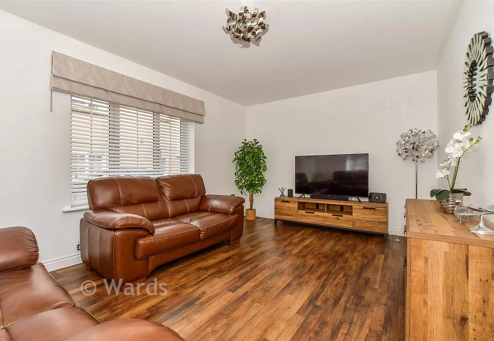 Lounge - Wheatfields, Aldington, Ashford, Kent - Wards of Kent