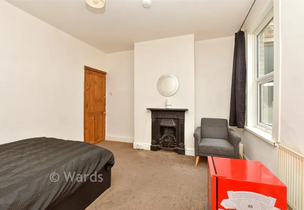 Bedroom 2 - Rochester Avenue, Rochester, Kent - Wards of Kent