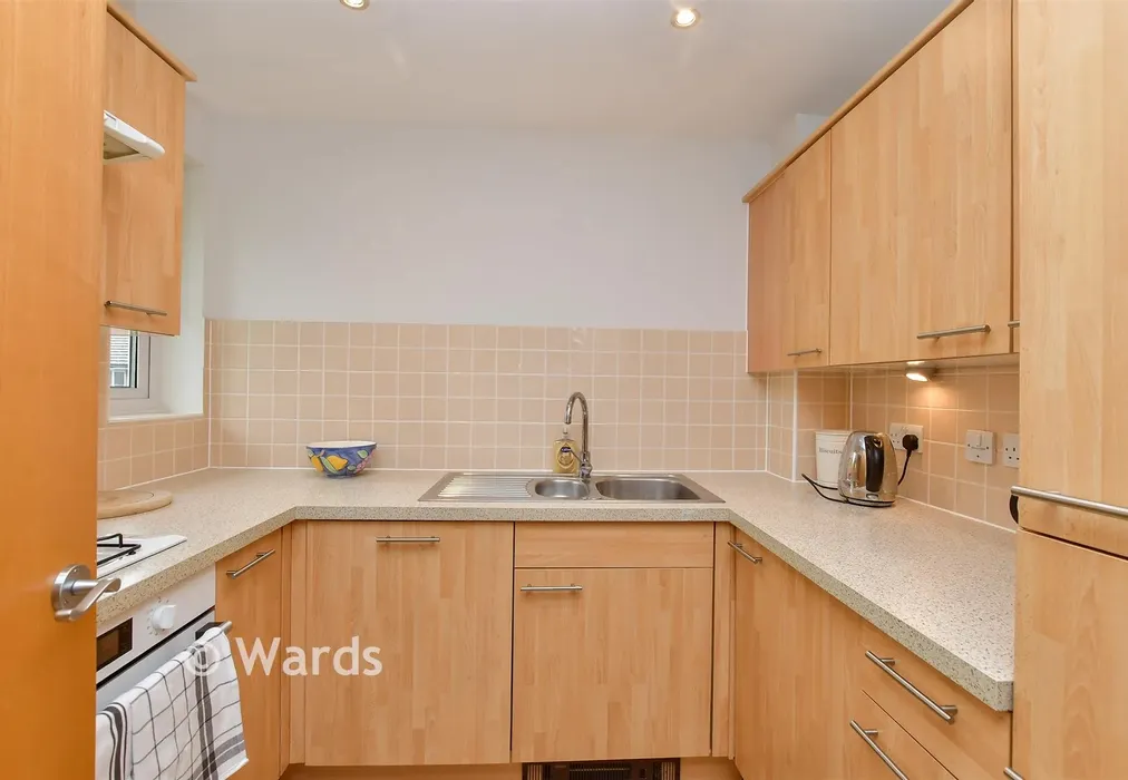 Kitchen - Stanley Court, Gillingham, Kent - Wards of Kent