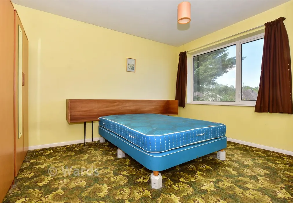 Bedroom 1 - Wickenden Crescent, Willesborough, Ashford, Kent - Wards of Kent