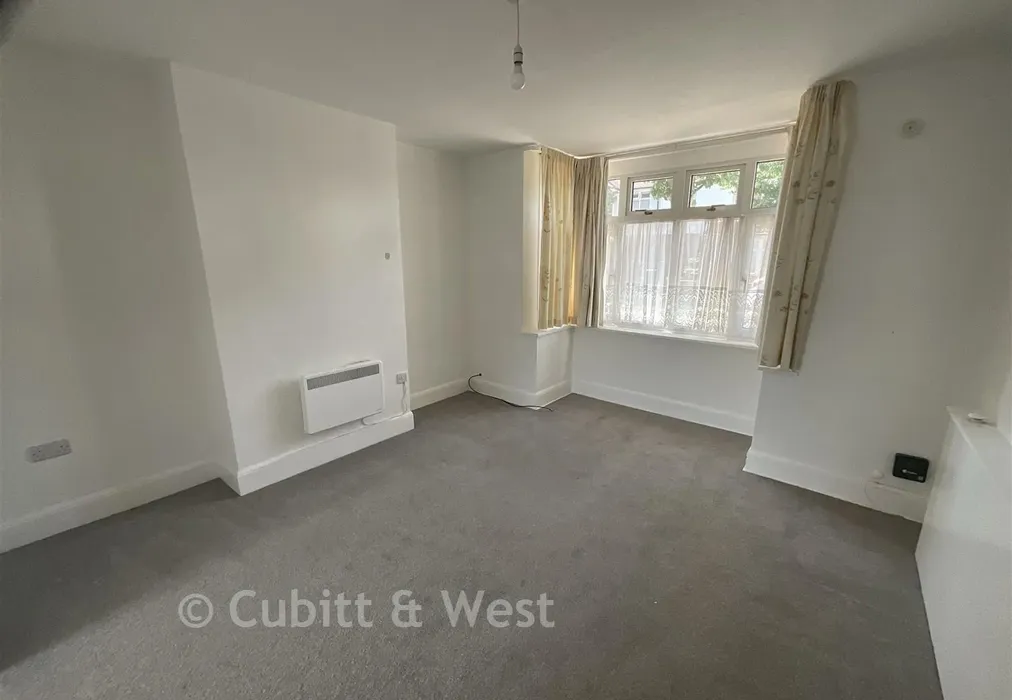 Sitting Room - Orchard Avenue, Chichester, West Sussex - Wards of Kent