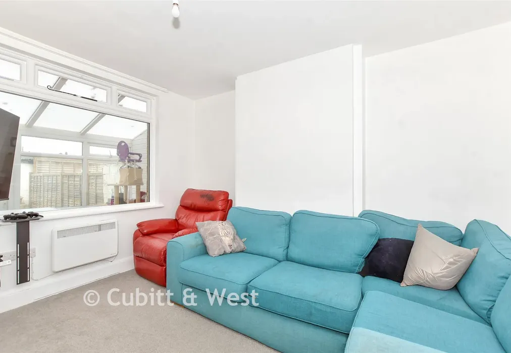 Dining Room - Orchard Avenue, Chichester, West Sussex - Wards of Kent