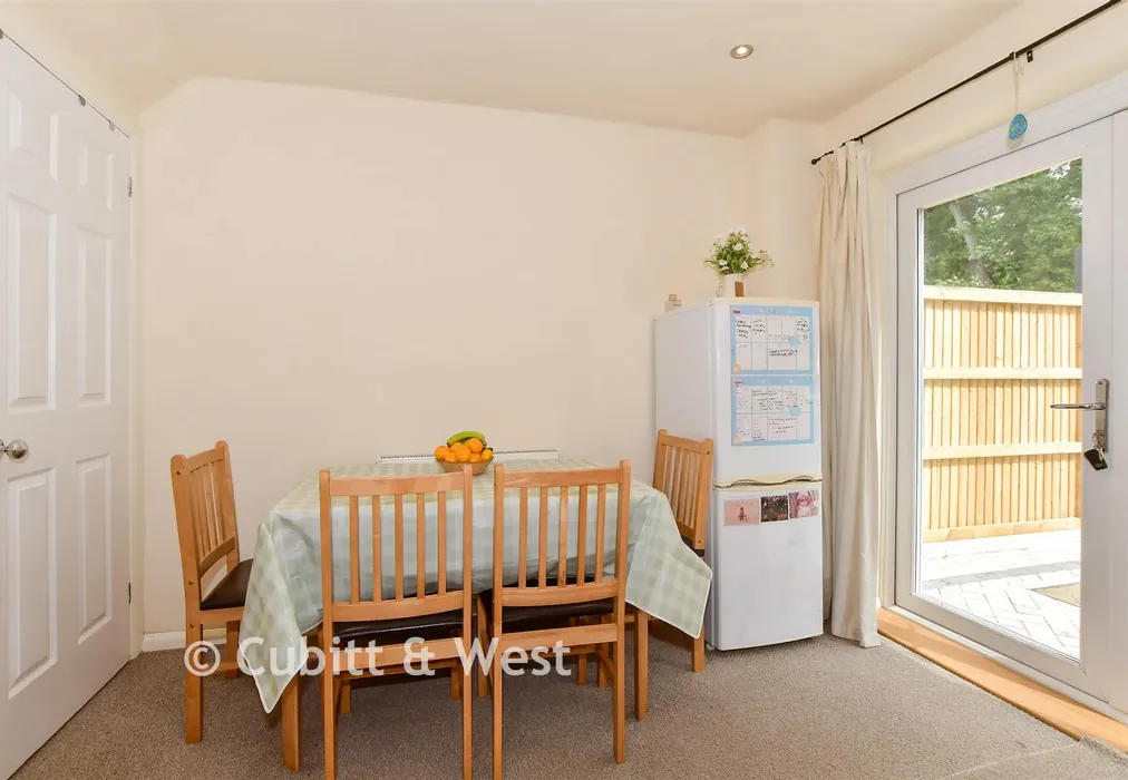 Dining Area - Binney Court, Crawley, West Sussex - Wards of Kent