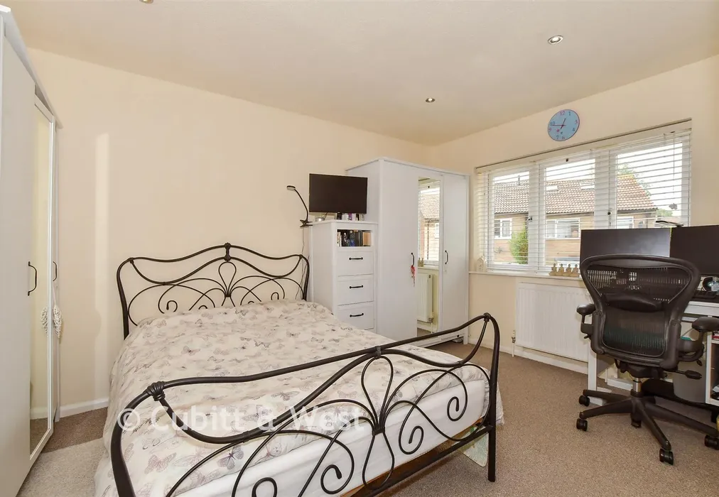 Bedroom 1 - Binney Court, Crawley, West Sussex - Wards of Kent