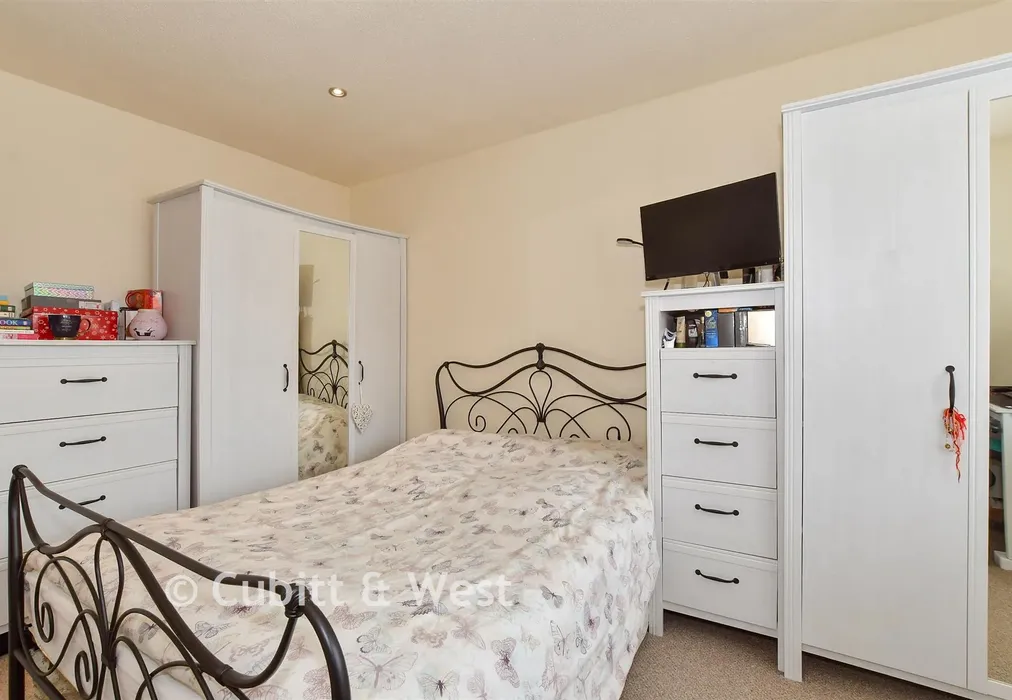 Bedroom 1 - Binney Court, Crawley, West Sussex - Wards of Kent