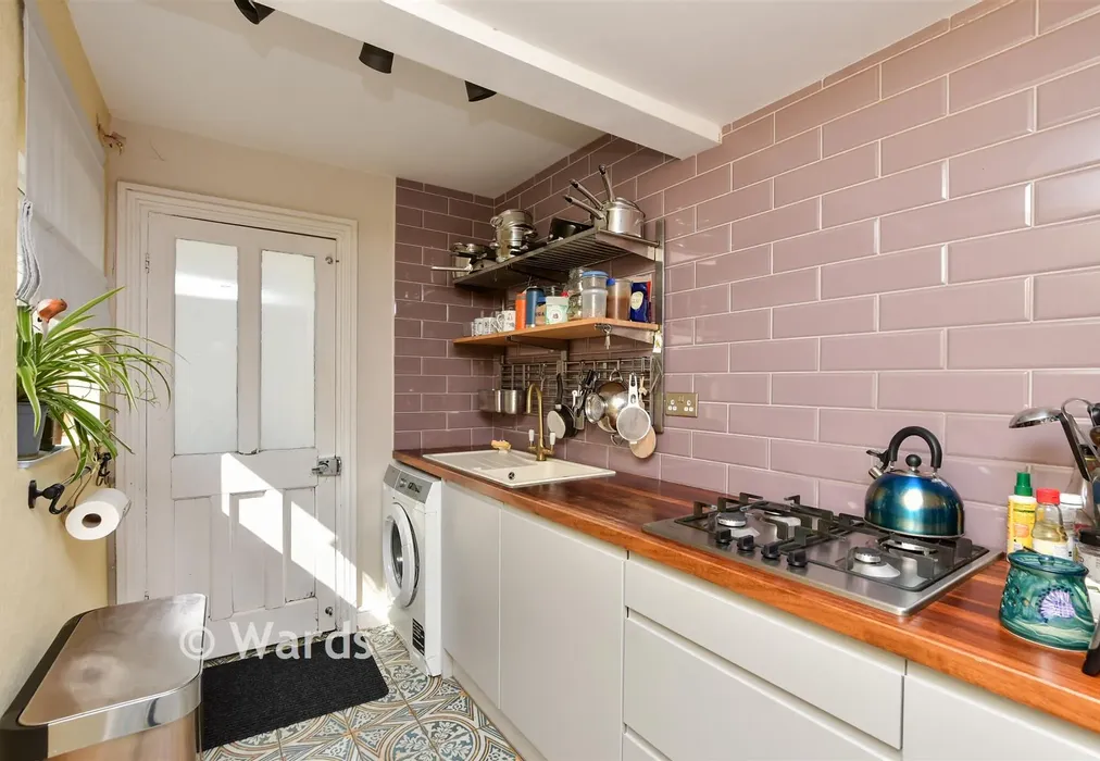Kitchen/Diner - Elms Avenue, Ramsgate, Kent - Wards of Kent
