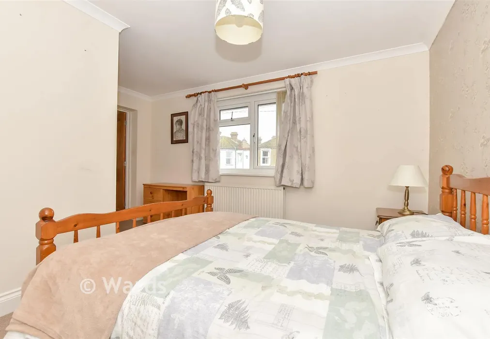 Bedroom 1 - Godwyn Road, Deal, Kent - Wards of Kent