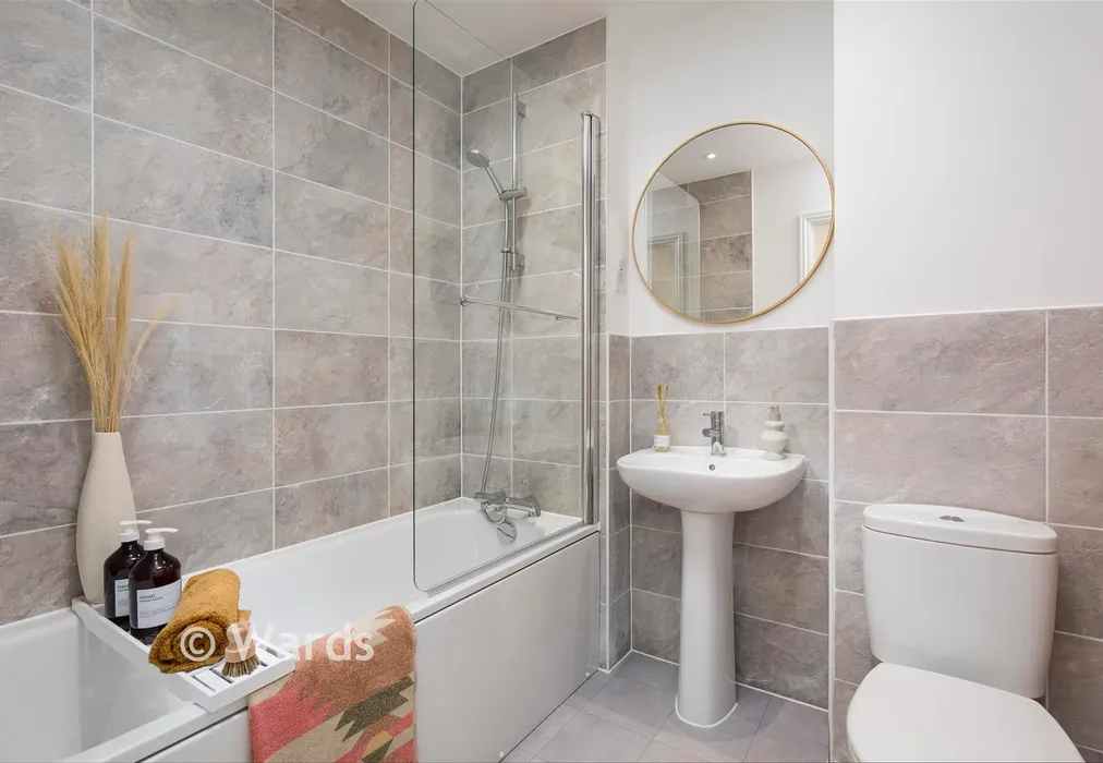 Show Home Bathroom - The Cliffmere, Wellington Gardens, Cross Road, Walmer, Kent - Wards of Kent