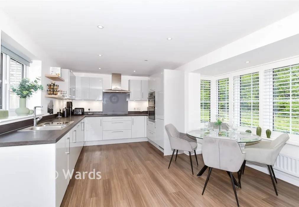 Kitchen/Breakfast Room - Bartlett Way, Maidstone, Kent - Wards of Kent