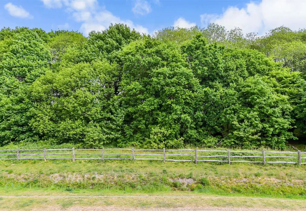Views To Side - Bartlett Way, Maidstone, Kent - Wards of Kent