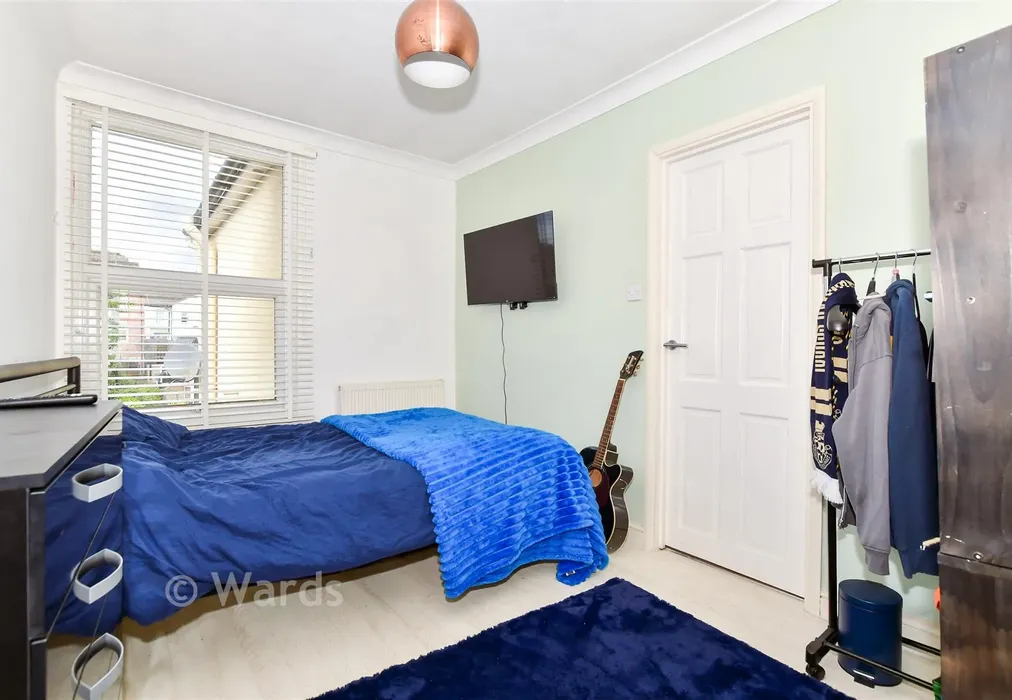 Bedroom 2 - Victoria Street, Maidstone, Kent - Wards of Kent