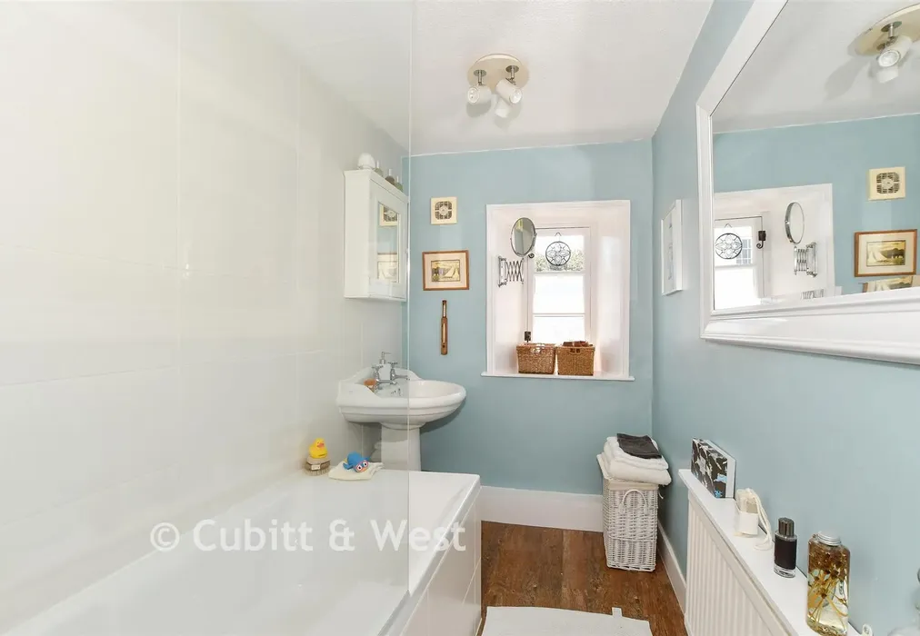 Bathroom - Church Street, Littlehampton, West Sussex - Wards of Kent