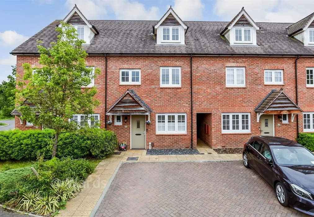 External (Web) - Sephton Close, Aylesford, Kent - Wards of Kent