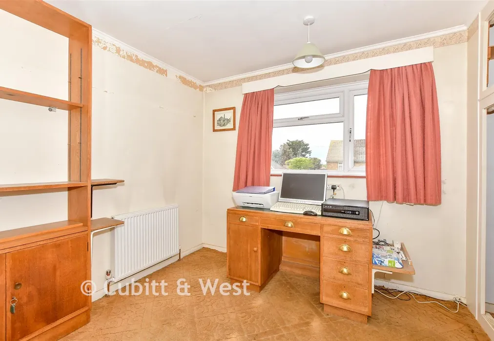 Bedroom 3 - Hooks Lane, Havant, Hampshire - Wards of Kent
