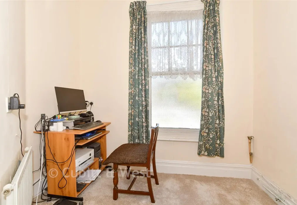 Bedroom 6/Study - Beach Road, Littlehampton, West Sussex - Wards of Kent