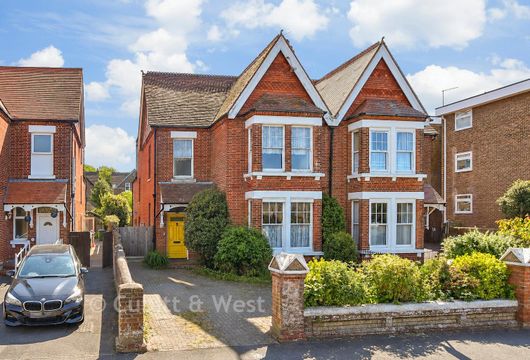 Beach Road, Littlehampton, West Sussex - Wards of Kent
