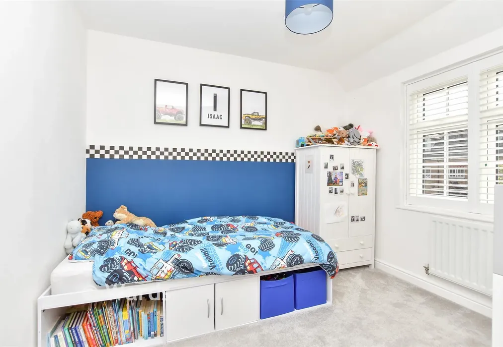 Bedroom 2 - Papyrus Drive, Sittingbourne, Kent - Wards of Kent